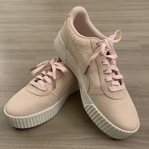 Puma Carina Sneakers
